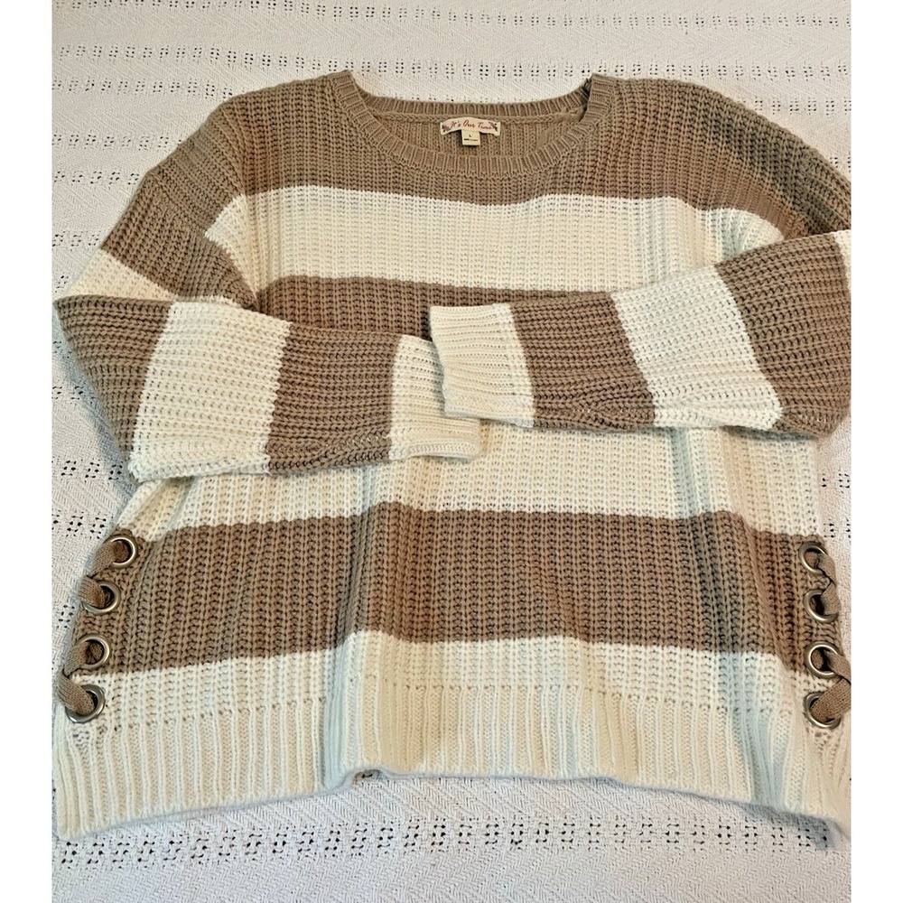 It's Our Time Sweater Striped tan  Long Sleeve Women's‎ Sweater Size L laced